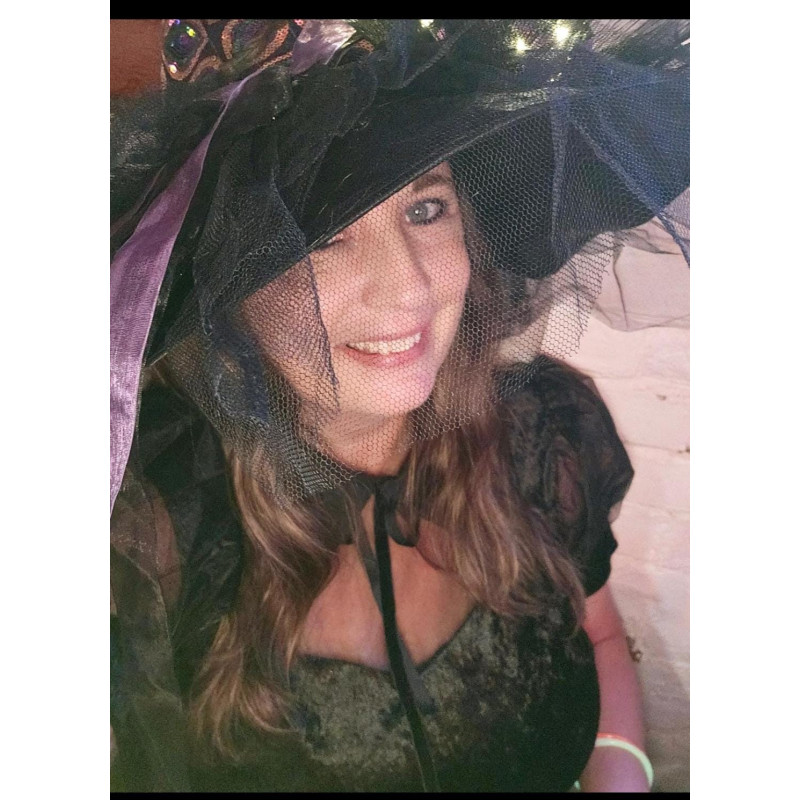 Disfraz de Bruja para Mujer en Alquiler | Halloween y Fiestas